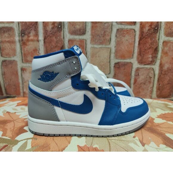 Nike Air Jordan 1 True Blue Retro Men's  Size 4 Women's Size 5.5 Basketball - Picture 2 of 7